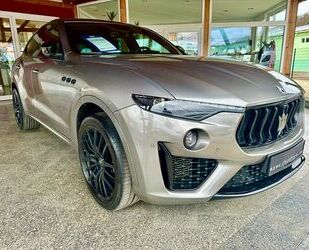 Maserati Maserati Levante Modena S Carbon NP:155.820,-Euro Gebrauchtwagen