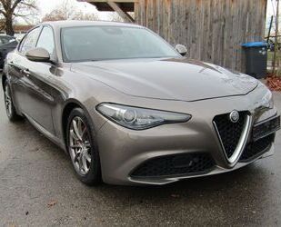 Alfa Romeo Alfa Romeo Giulia *TÜV neu, KD neu, 8-fach ber., Gebrauchtwagen