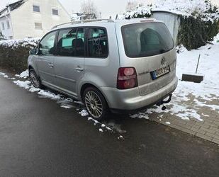 VW Volkswagen Touran 2.0 TDI Highline Highline Gebrauchtwagen