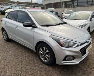 Hyundai Hyundai i20 blue 1.2 Advantage*Kamera*SHZ+LHZ*CarP Gebrauchtwagen