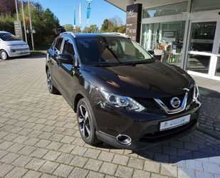 Nissan Nissan Qashqai 1.6 DIG-T 360 Kamera Navi AHK Panor Gebrauchtwagen