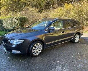 Skoda Skoda Superb 2.0 TDI 125kW DSG Elegance Combi Eleg Gebrauchtwagen