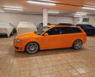 Audi Audi RS4 AVANT|GLUTORANGE|SAMMLER|CERAMIC|RECAROSI Gebrauchtwagen