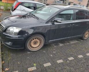 Toyota Toyota Avensis Combi 1.8-l-VVT-i -Motor schaden Gebrauchtwagen