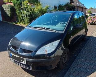 Mitsubishi Mitsubishi Colt 1.1 Inform Inform Gebrauchtwagen