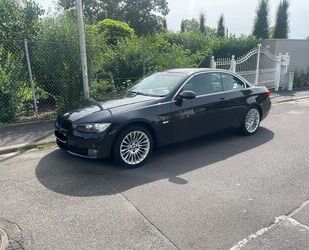 BMW BMW 330d Cabrio - schwarz Gebrauchtwagen