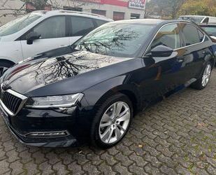 Skoda Skoda Superb Lim. Style Leder+Navi+LED+ACC+LANE+ Gebrauchtwagen