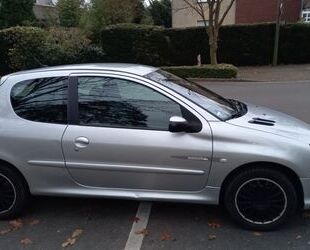 Peugeot Peugeot 206 Quiksilver 90 ESP Quicksilver Gebrauchtwagen