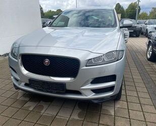 Jaguar Jaguar F-Pace 30d AWD Portfolio Aut.+NAVI+LEDER+XE Gebrauchtwagen