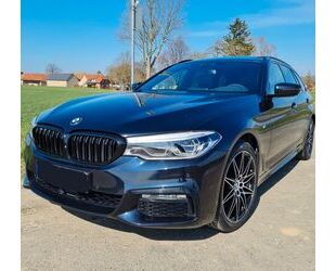 BMW BMW 530d xDrive Touring H&K LHZ SH DisplayKey 8 Fa Gebrauchtwagen