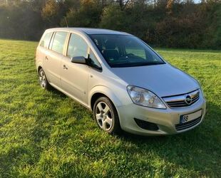 Opel Opel Zafira 2.2 direct Edition Automatik Edition Gebrauchtwagen