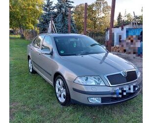 Skoda Skoda Octavia Combi 1.8T FSI Ambiente Ambiente Gebrauchtwagen