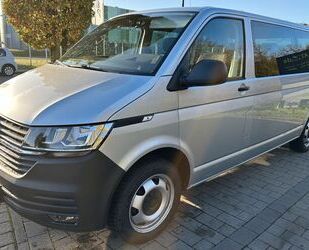 VW Volkswagen T6 Kombi 9-Sitzer Lang 2.0 TDI DSG Gebrauchtwagen