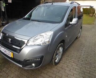 Peugeot Peugeot Partner Tepee Tepee Allure PureTech 110 Al Gebrauchtwagen