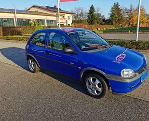 Opel Opel Corsa 1.2 16V Edition 2000 Edition 2000 Gebrauchtwagen