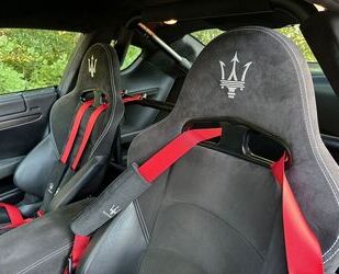 Maserati Maserati Granturismo MC Stradale 4.7 V8 Gebrauchtwagen