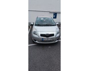 Toyota Toyota Yaris 1,0-l-VVT-i Cool Cool Gebrauchtwagen