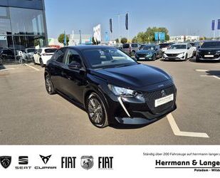 Peugeot Peugeot e-208 Active Pack Navi SHZ dunkle Scheiben Gebrauchtwagen