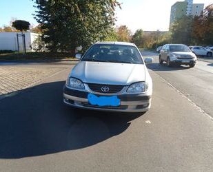 Toyota Toyota Avensis 2,0 Gebrauchtwagen