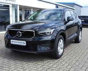 Volvo Volvo XC40 T2 MT Essential Kamera / DAB+ Gebrauchtwagen