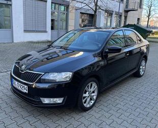 Skoda Skoda Rapid Limousine 1.2 TSI (Tempomat, PDC & SHZ Gebrauchtwagen