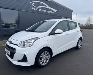 Hyundai Hyundai i10 blue Trend/NAVI/BT/KLIMA/TEMP/1.HAND/C Gebrauchtwagen