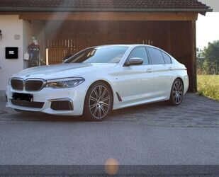 BMW BMW M550i xDrive A -Brilliantweißmetallic Gebrauchtwagen