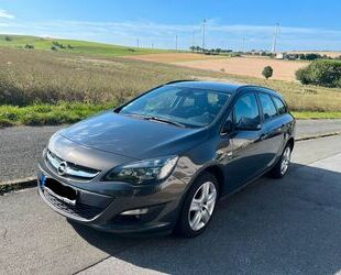 Opel Opel Astra Sports Tourer 1.4 T ecoFL ENERGY 103 S. Gebrauchtwagen