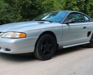 Ford Ford Mustang V8 4,6 Gebrauchtwagen