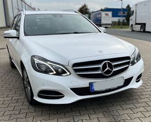 Mercedes-Benz Mercedes-Benz E 200 BlueTEC T AVANTGARDE AVANTGARD Gebrauchtwagen