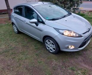 Ford Ford Fiesta 1.2 Benzin / TÜV Neu / Trend / Klima Gebrauchtwagen