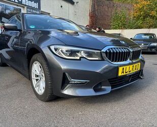 BMW BMW 320 d xDrive *VIRTUALL*360° KAMERA*LEDER* Gebrauchtwagen