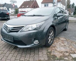 Toyota Toyota Avensis Kombi Gebrauchtwagen