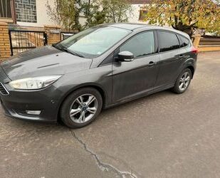 Ford Ford Focus Lim. Business Gebrauchtwagen