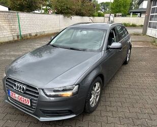 Audi Audi A4 Avant Attraction ultraVoll Scheckheftg.Fin Gebrauchtwagen