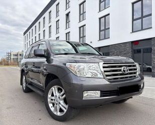 Toyota Toyota Land Cruiser 200 4,5-l-V8-D-4D Executive 7S Gebrauchtwagen