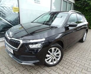 Skoda Skoda Kamiq Ambition AHK LINE ASSIST NAVI VIRTUAL Gebrauchtwagen