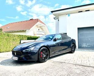 Maserati Maserati Ghibli - SONDERMODELL: NERO RIBELLE - NP: Gebrauchtwagen