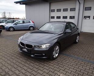 BMW BMW 320d Sport*2Hnd*BiXen*PDC*Nav*MFL*Klimauto*Sit Gebrauchtwagen