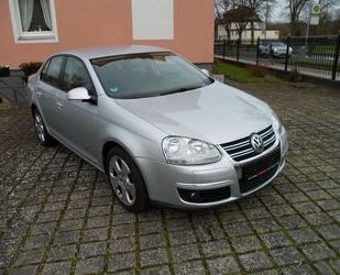 VW Volkswagen Jetta 1.6 Comfortline Gebrauchtwagen