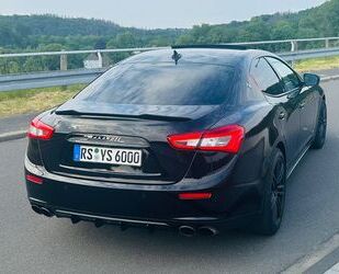 Maserati Maserati Ghibli 3.0 V6 350HP - Gebrauchtwagen