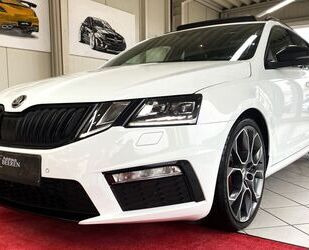 Skoda Skoda Octavia Combi RS 4x4 LED KEYLESS PDC PANO Gebrauchtwagen