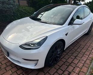 Tesla Tesla Model 3 Performance AWD Gebrauchtwagen