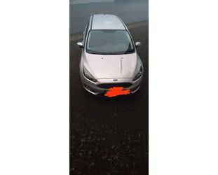 Ford Ford Focus 1,0 EcoBoost 92kW Cool & Connect Turni. Gebrauchtwagen