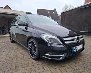 Mercedes-Benz Mercedes-Benz B 200 Distronic Comand ILS Harman/Ka Gebrauchtwagen