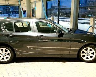 BMW BMW 116i Xenon, Panoramadach, Tempo. unfallfrei Gebrauchtwagen