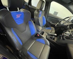 Ford Ford Focus ST MK3 2.0 Recaro Keyless Sound Kamera Gebrauchtwagen