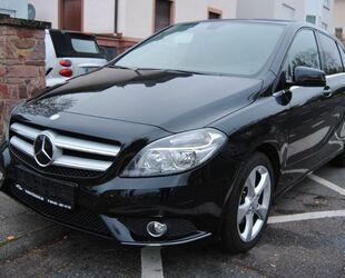 Mercedes-Benz Mercedes-Benz B 200 *Sport-Paket*NAVI*Scheckheftg. Gebrauchtwagen