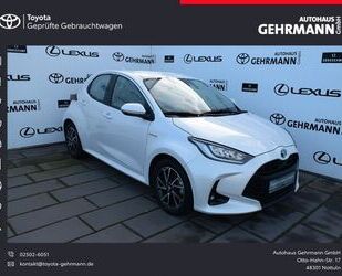 Toyota Toyota Yaris Hybrid Club*Navi* Gebrauchtwagen