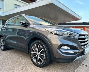 Hyundai Hyundai Tucson 1,7 Ltr. Aut. Navi Kamera Alu Pdc T Gebrauchtwagen